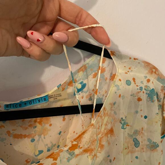 Alice + Olivia Women's size Medium White Multicolor Paint Splattered Silk Blouse - Picture 9 of 9